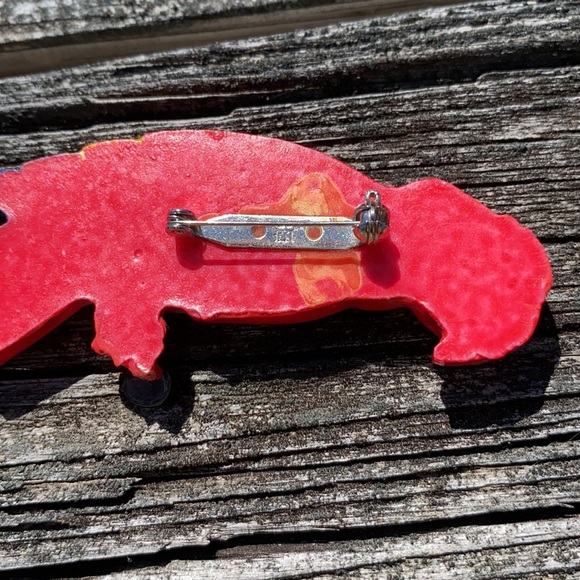 Colorful Parrot Pin - Picture 4 of 6